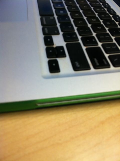 Apple MacBook 2008