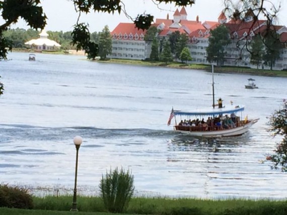 Disney lakes