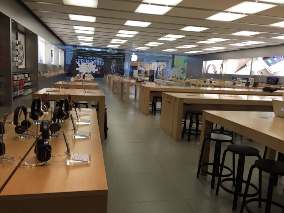 Apple Store Mall at Millenia