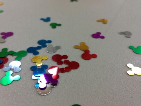 Mickey Mouse confetti 