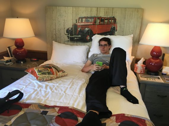 Rising Sun Motor Inn room